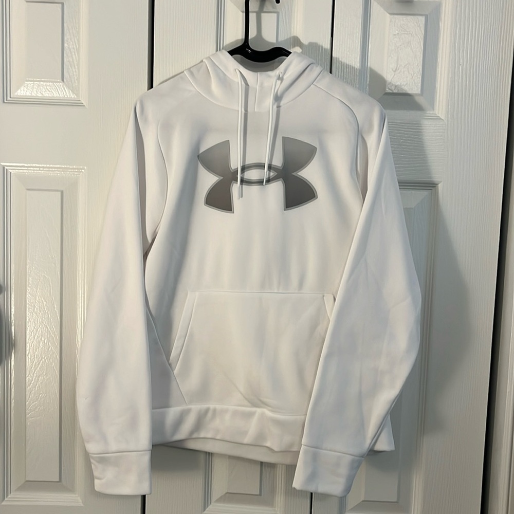 NWOT Under Armor Sweatshirt
